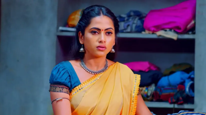 Vidyadevi learns about Teja's disappearance - Bahuriya No. 1