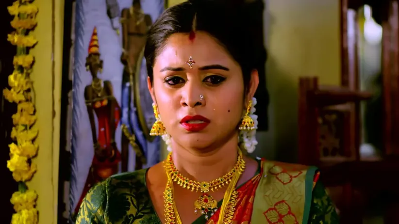 Trikaali saves Subhadra's life - Trikaali S2