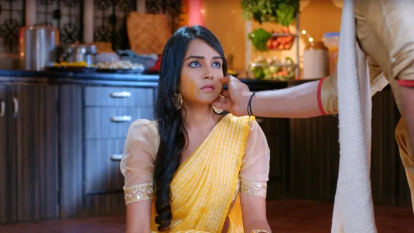 Vedanth and Amulya are surprised on seeing Adithi - Gattimela