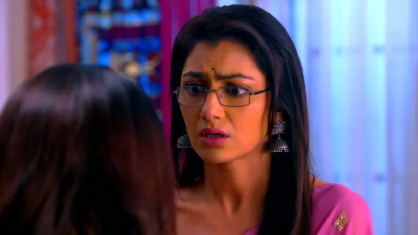 Pragya goes to meet Mr Mehra - Kumkum Bhagya