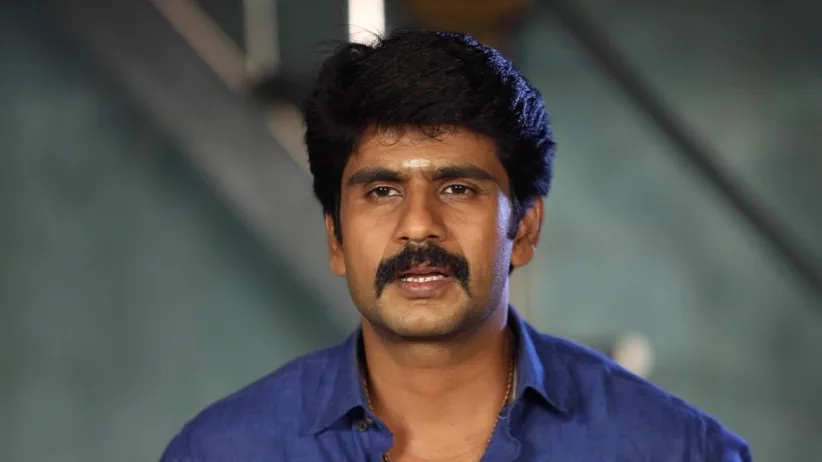 Muthurasan defends Arjun - Gokulathil Seethai & Yaaradi Nee Mohini - Mahasangamam