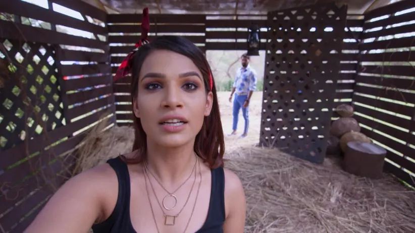 Abhi Accuses Prachi - Iniya Iru Malargal