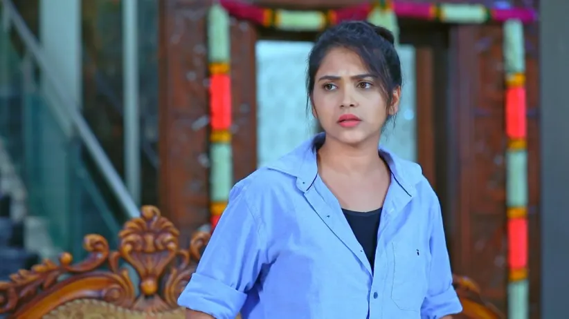Tara gets upset with Rishi and Rachana