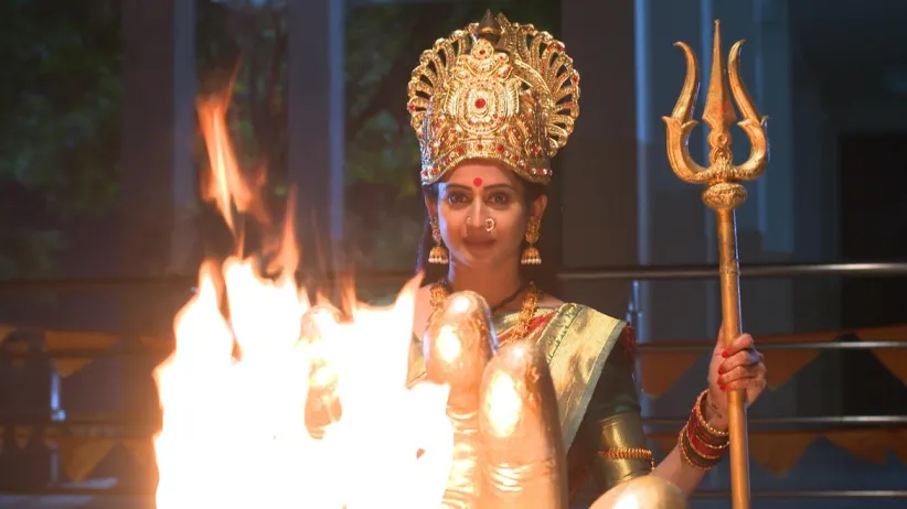 Surya walks on burning coal - Suryakantham
