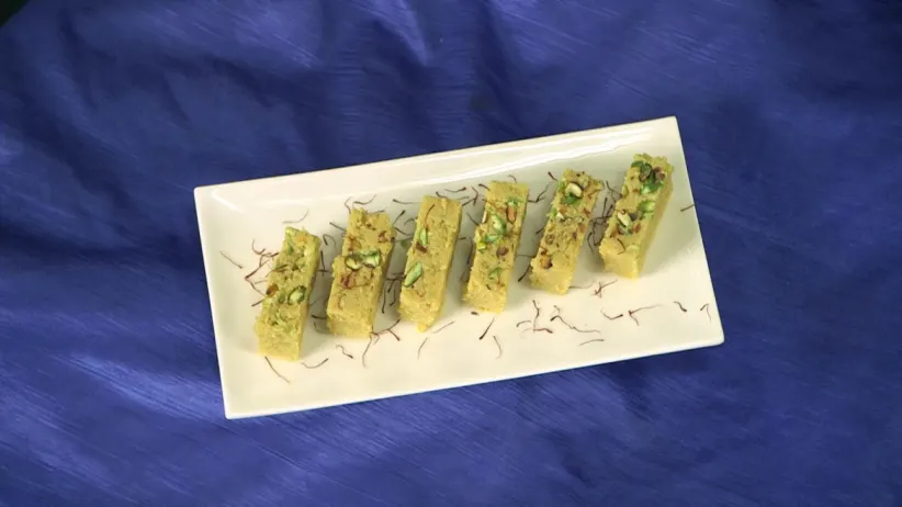Keshar Milk Cake' and 'Cheese Herbs Crispy' - Aamhi Saare Khavayye