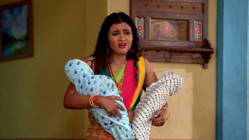 Gulabo decides to leave Happu’s house - Happu Ki Ultan Paltan