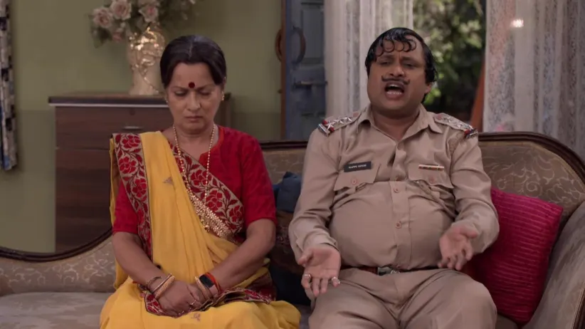 Malaika questions Happu’s incompetence - Happu Ki Ultan Paltan