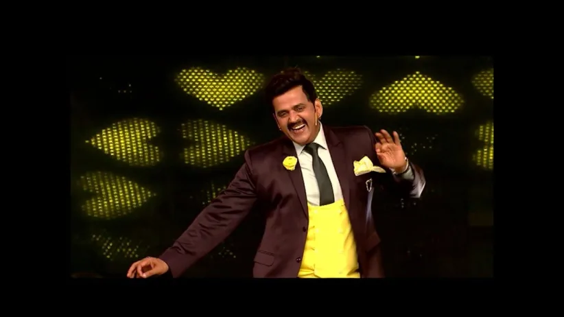 Bhojpuri artists perform on popular folk songs - Goriya Chand Ke Anjoriya