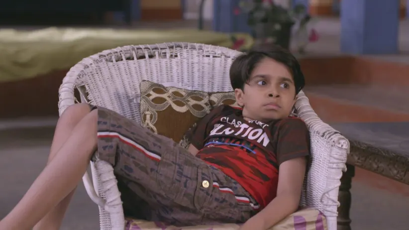 The commissioner increases Happu’s troubles - Happu Ki Ultan Paltan