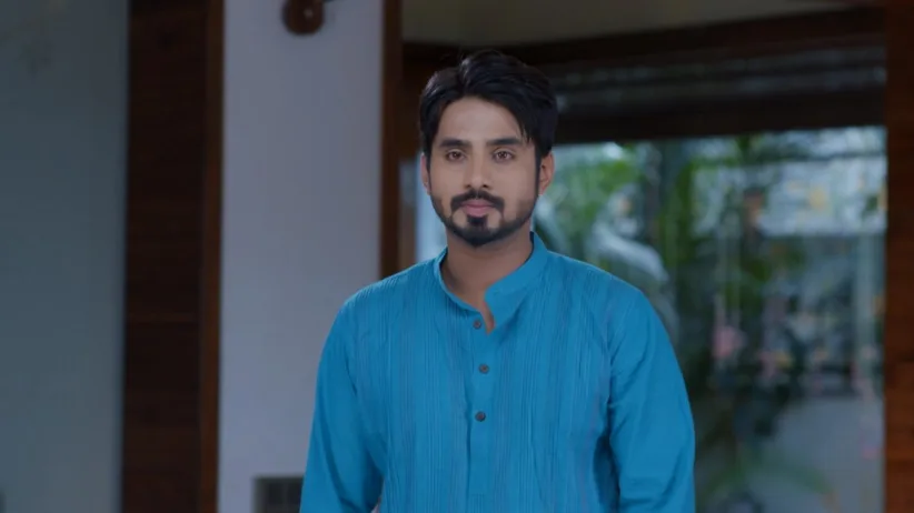 Amulya starts day-dreaming on seeing Vedanth - Gattimela