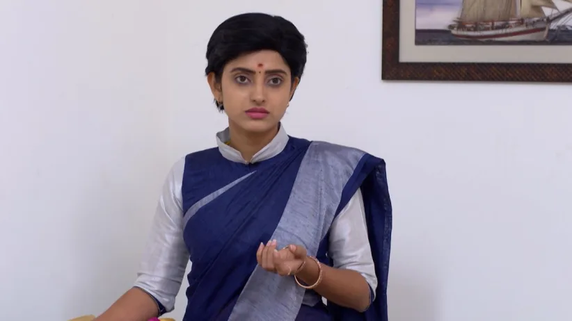 Sathya’s Family Visits Her - Sathya