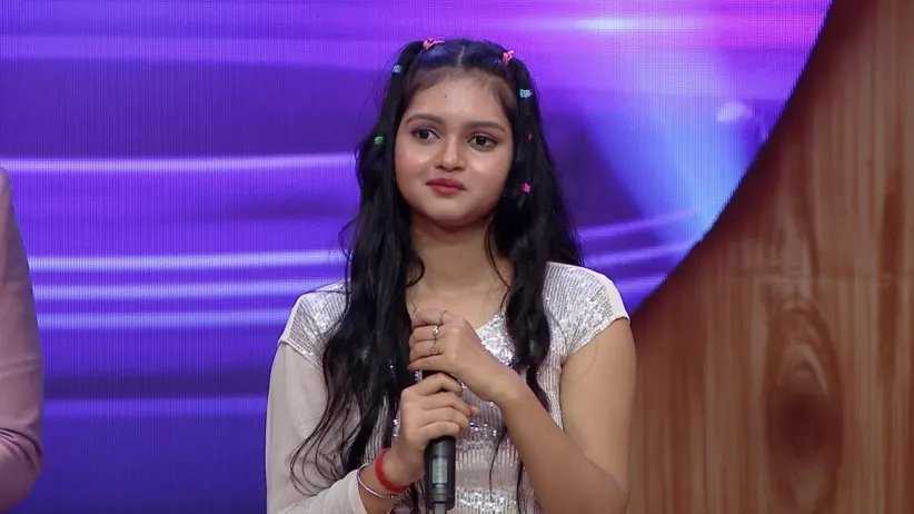 Bhagyashree's entertaining dance performance - Rajo Queen 2020