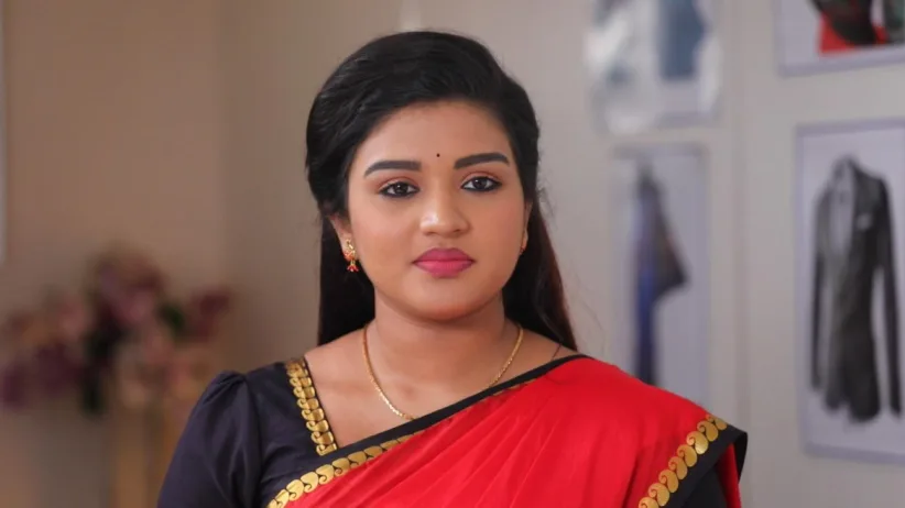 Akhila praises Parvathy - Sembaruthi