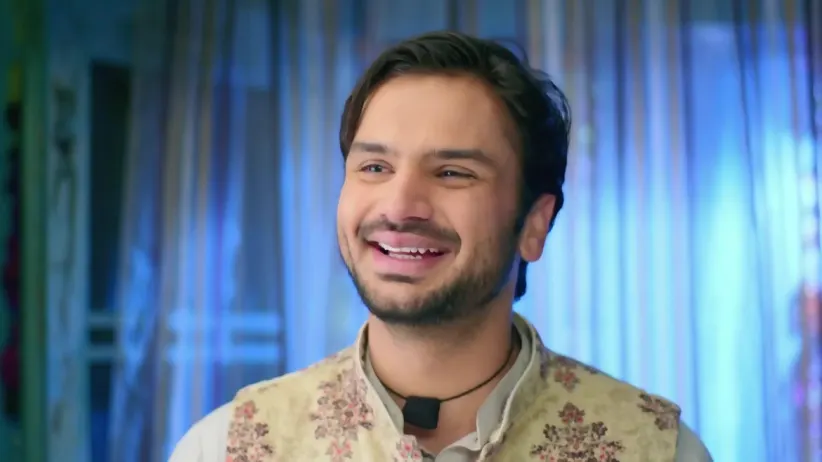 Zarina confides in Afroz - Tu Patang Main Dor
