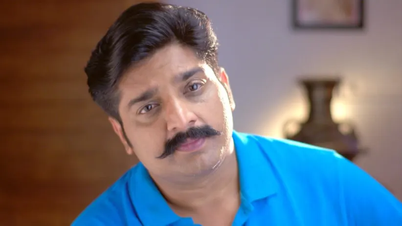 Priya corrects Thulasi for criticising Durga - Kaiyethum Doorath