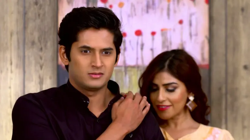Momo and Omkar's wedding is fixed - Yeu Kashi Tashi Me Nandayla