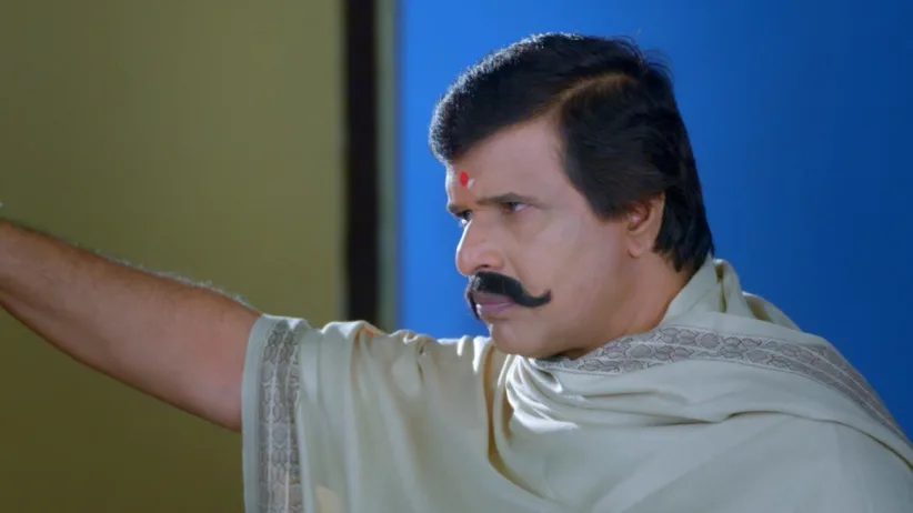 Aditya Asks Paarvathi about Fate - Paaru