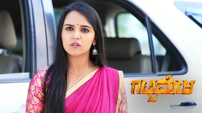 Suhasini think of ways to kill Adya's unborn child - Gattimela