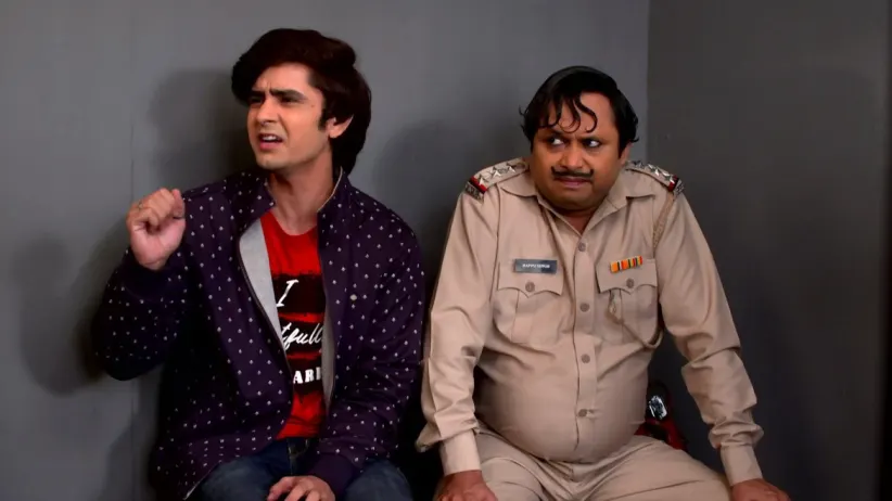 The kids learn the truth about Happu’s principal - Happu Ki Ultan Paltan