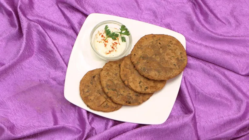 Til-Khava Barfi and Bajari-Til Puri - Aamhi Saare Khavayye