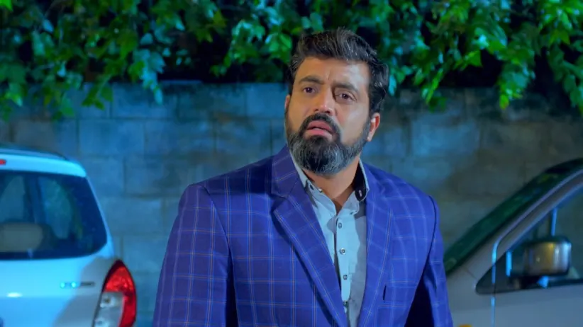 Mansi taunts Sharada Devi - Jothe Jotheyali