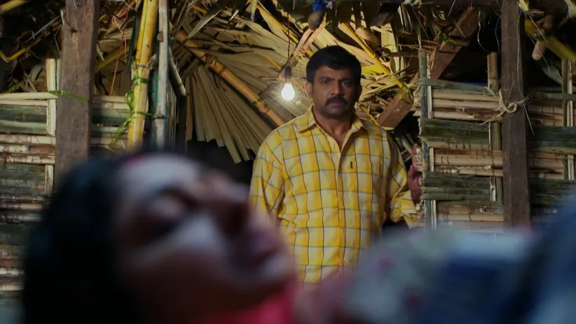 Arunprasad throws Uma’s family out of the house - No.1 Kodalu