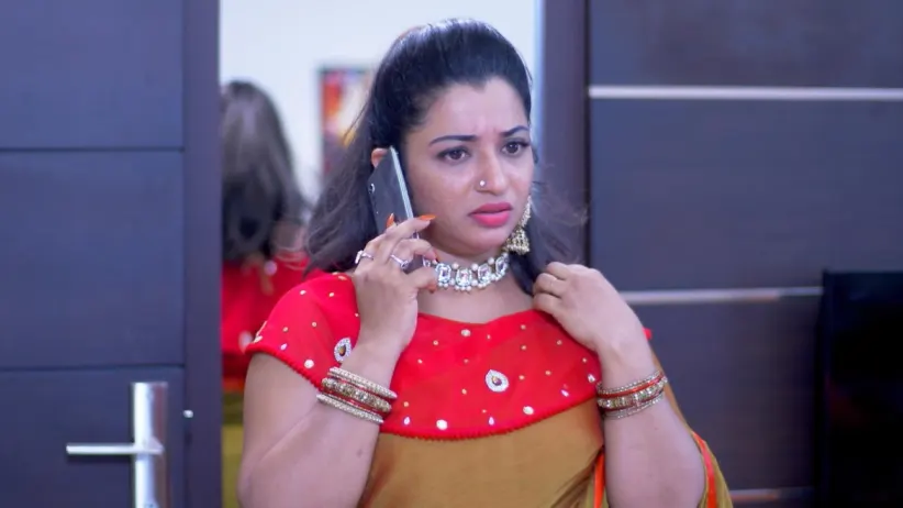 Vimala tries to influence Unnithan - Manampole Mangalyam