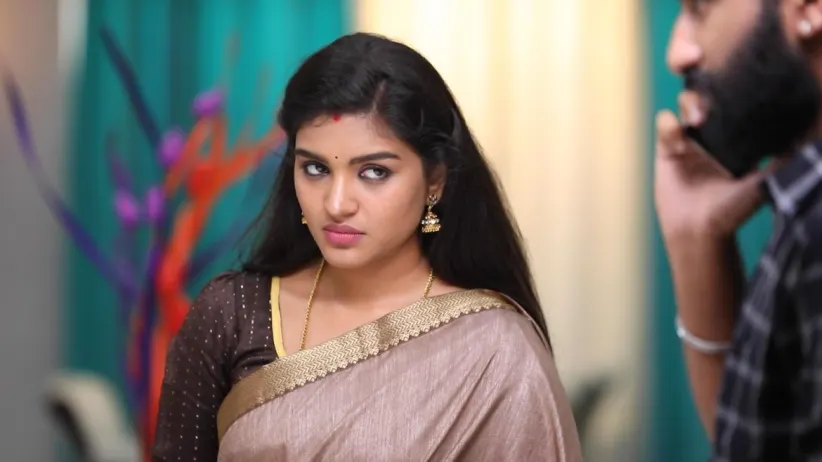 Adithya's Words Hurt Akhila - Sembaruthi