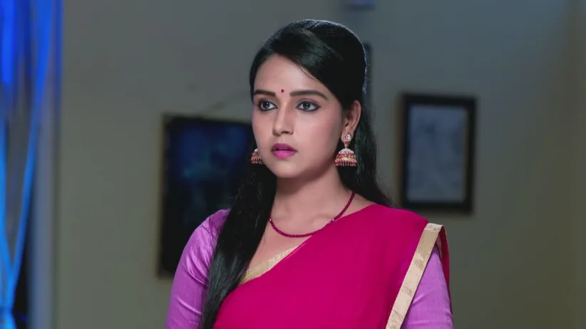 Vedanth in Amulya's room - Gattimela