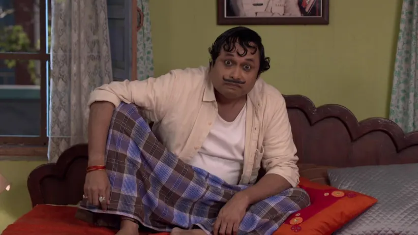 The news of Happu’s transfer delights Rajesh - Happu Ki Ultan Paltan