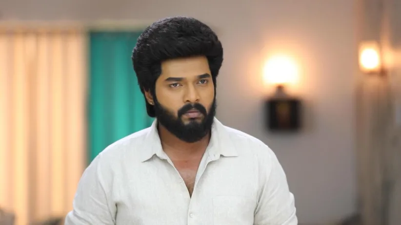 Purshotamman speaks to Akhila in favour of Adithya - Sembaruthi
