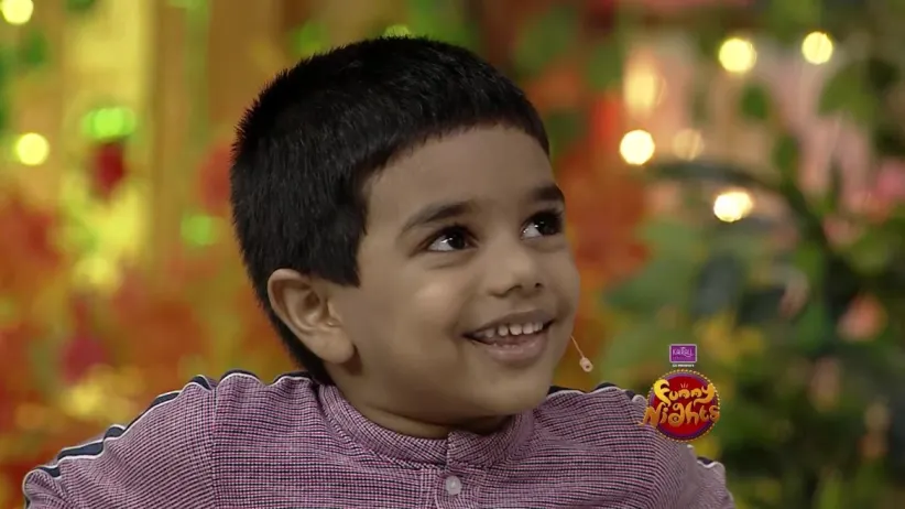 Swetha Menon joins in with the child artists -  Funny Nights