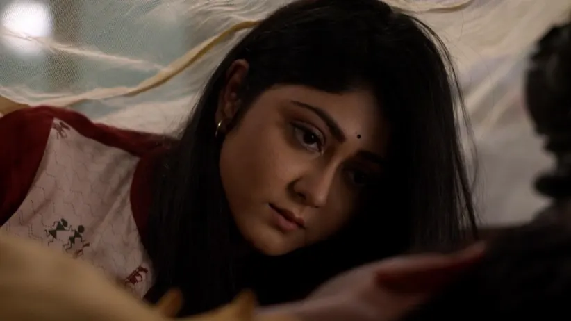 Megha in the face of Abola's questions - Aparajita Apu