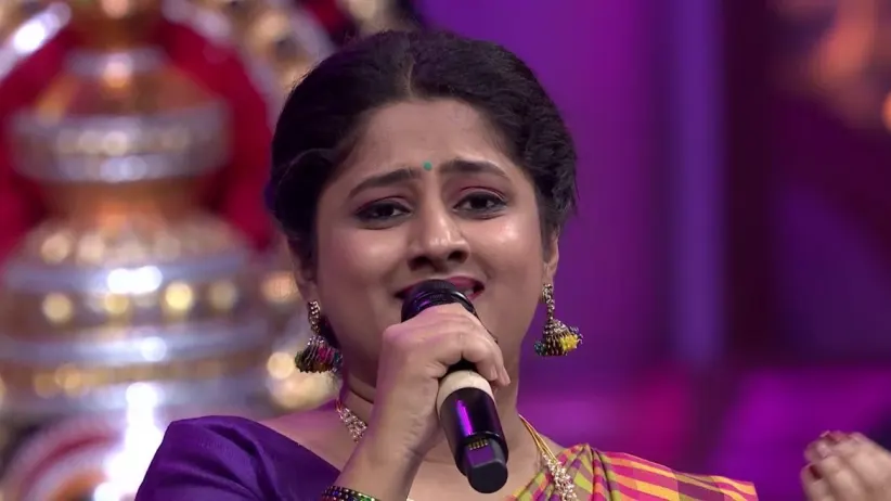 Asha Bhatt awarded 'Performance Of The Week' - Sa Re Ga Ma Pa - Season 17