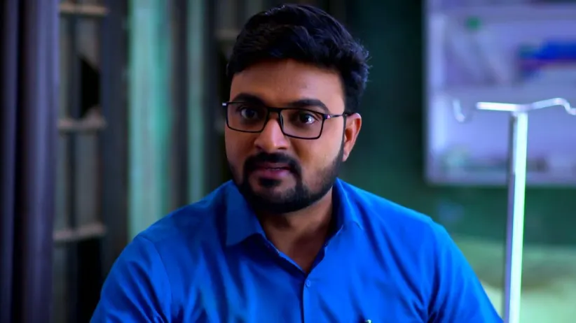 Ajit Kumar gets shocked on seeing Aaji alive - Devmanus
