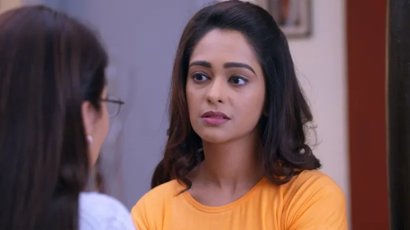 Abhi wonders who wants to harm Prachi - Kumkum Bhagya