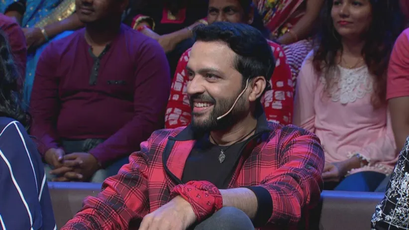 Team of movie 'Triple Seat' grace the show - Chala Hawa Yeu Dya