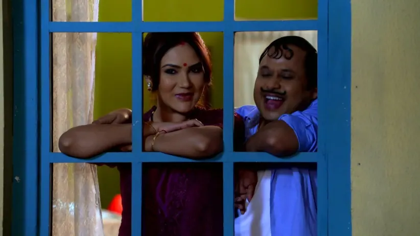 Happu and Rajesh dream about going to Mumbai - Happu Ki Ultan Paltan