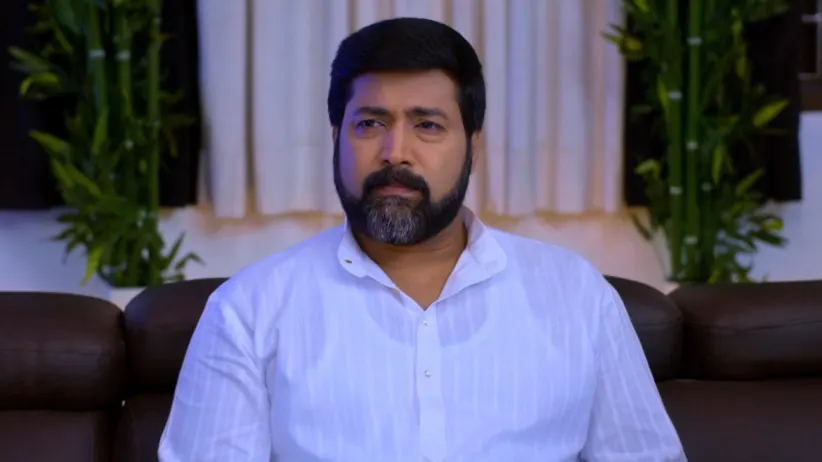 Surya Prakash consoles Subramaniam - Neethane Enthan Ponvasantham