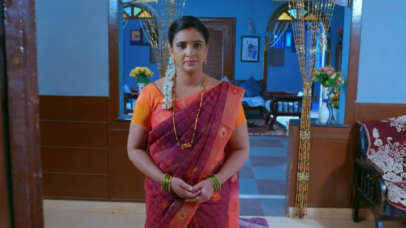 Shivani gets terrified - Nagini