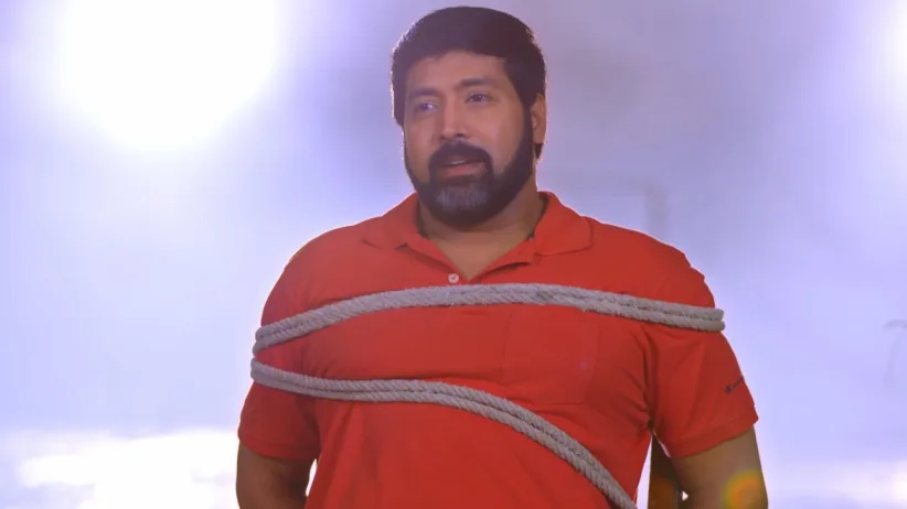Surya Prakash pokes fun at Pankaj - Neethane Enthan Ponvasantham