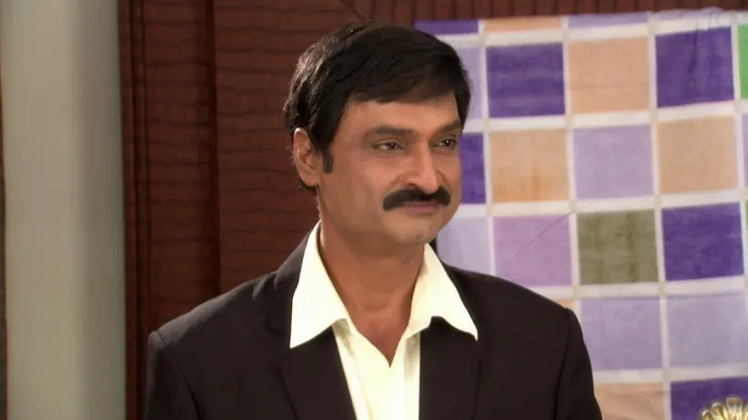 Akhilandeswari sends Pavani out - Muddha Mandaram