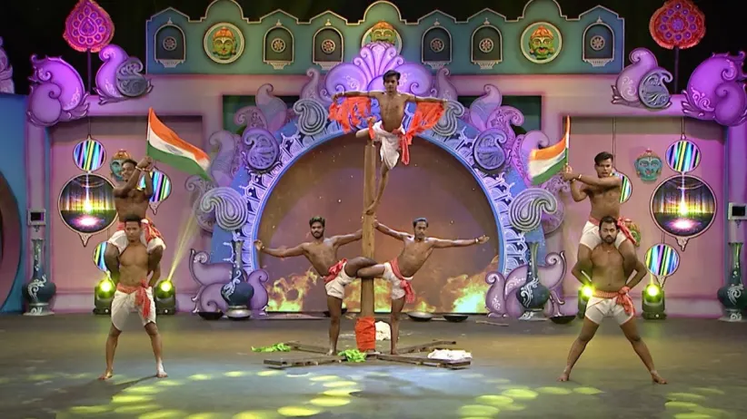 Shankar Prasad Behera group's terrific act - Sabash Odisha