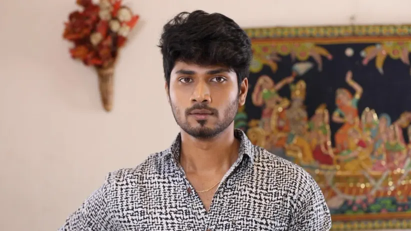 Sanjeev condemns Kali - Rettai Roja