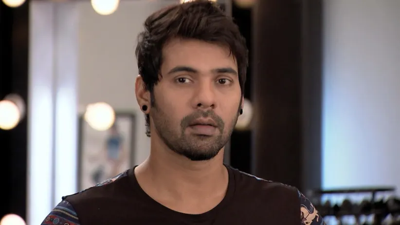 Priya reads Tanu’s letter - Sindhooram