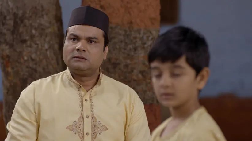 The villagers threaten Bhim's family