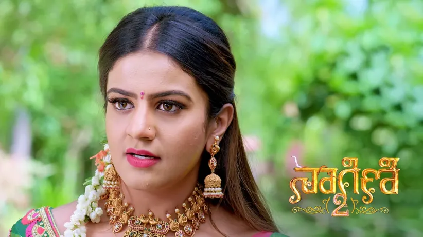 Shivani's questions hurt Trishul - Naagini 2
