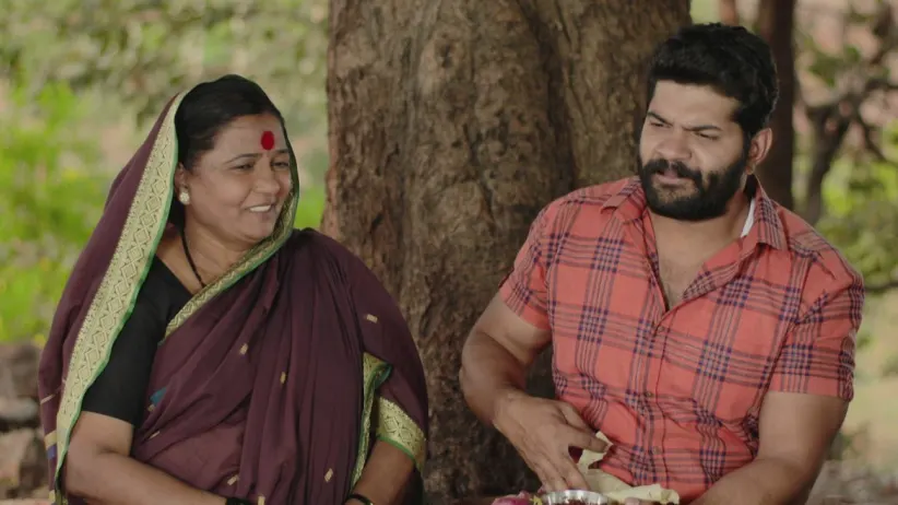 Sangram Emotionally Blackmails Shabnam