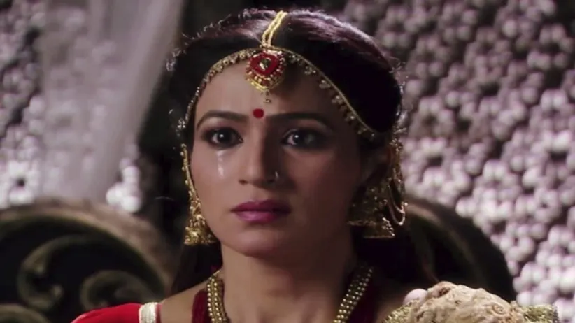 Ravan kidnaps Sita - Ramayan: Sabke Jeevan Ka Aadhar