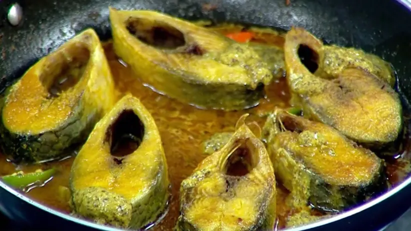 Mouth-watering recipe of Ilish Kasundi in Bengali